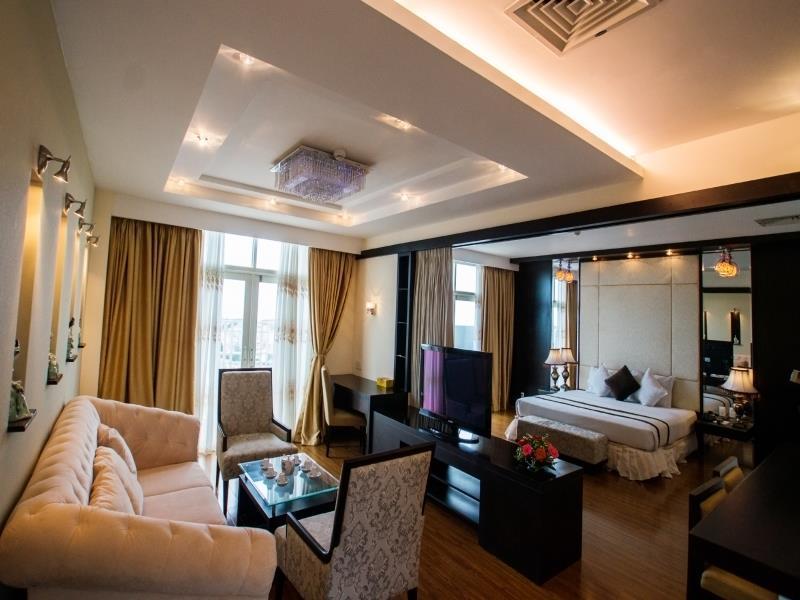 Kaya Hotel Tuy Hoa Exterior photo