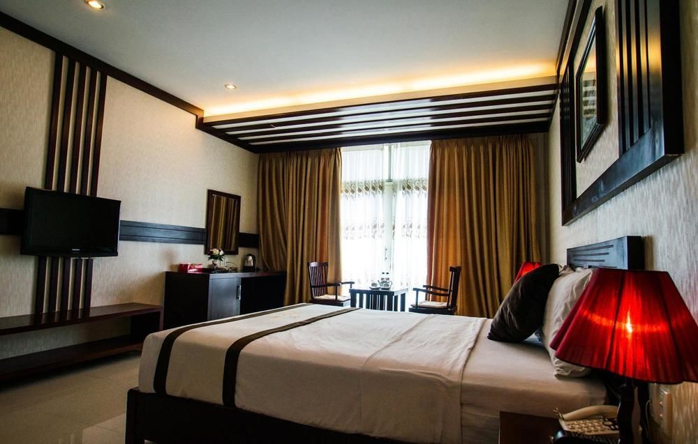 Kaya Hotel Tuy Hoa Exterior photo