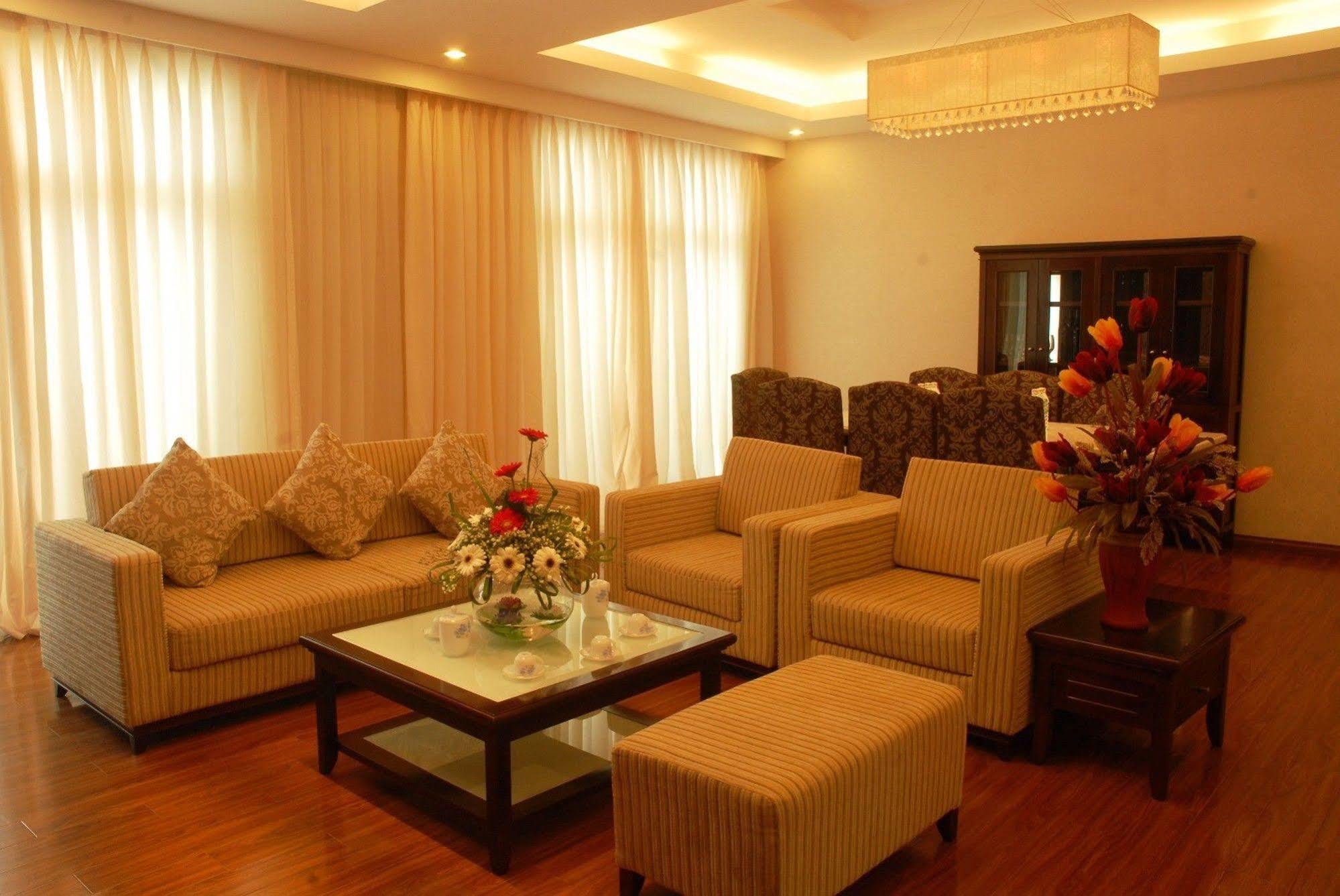 Kaya Hotel Tuy Hoa Exterior photo