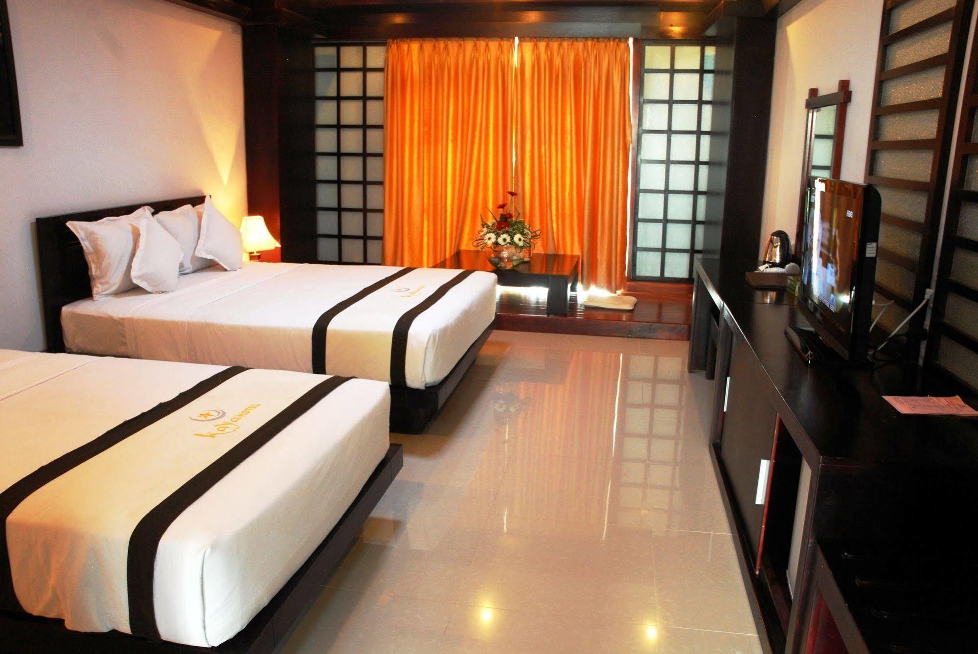 Kaya Hotel Tuy Hoa Exterior photo