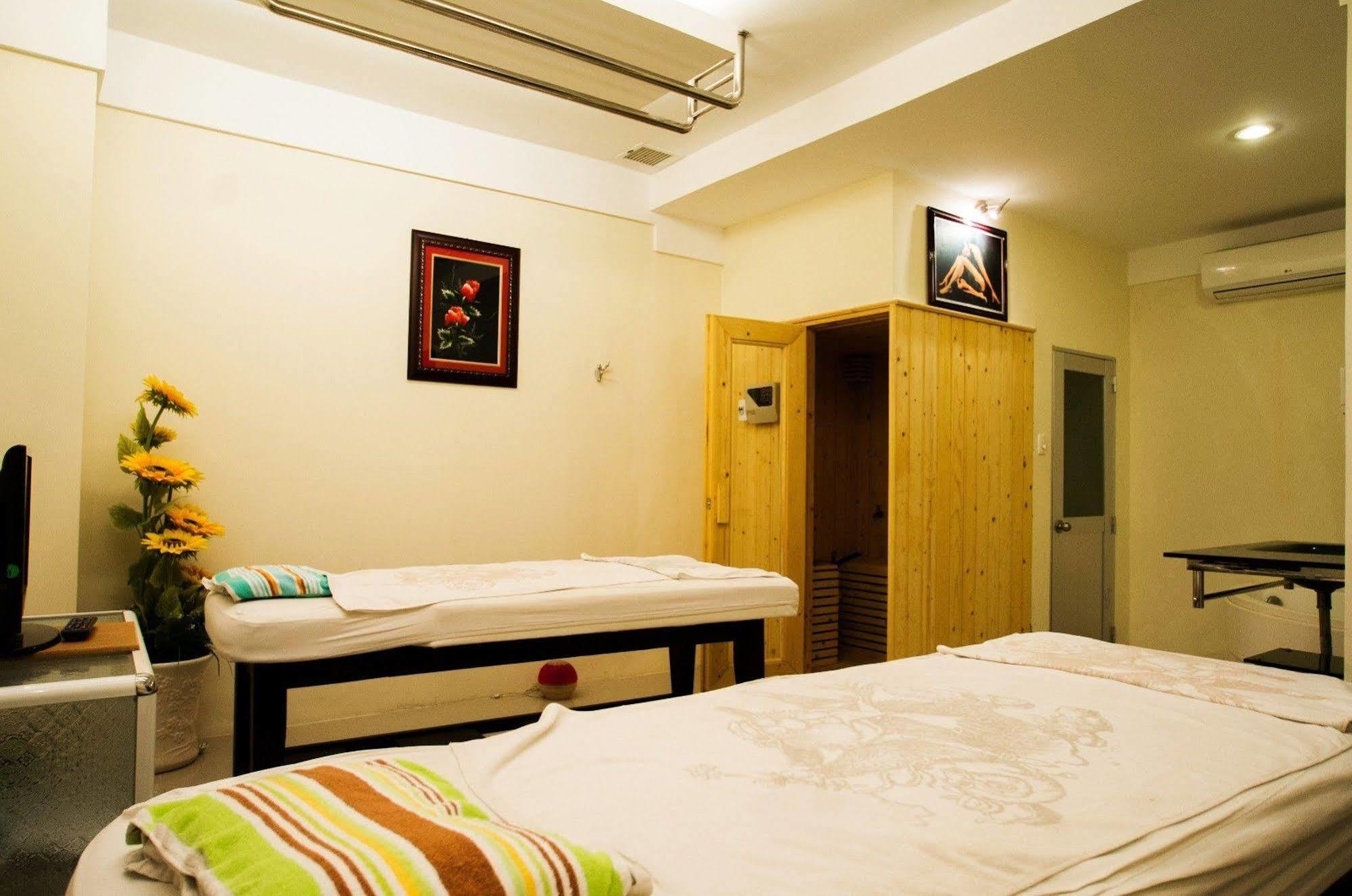 Kaya Hotel Tuy Hoa Exterior photo
